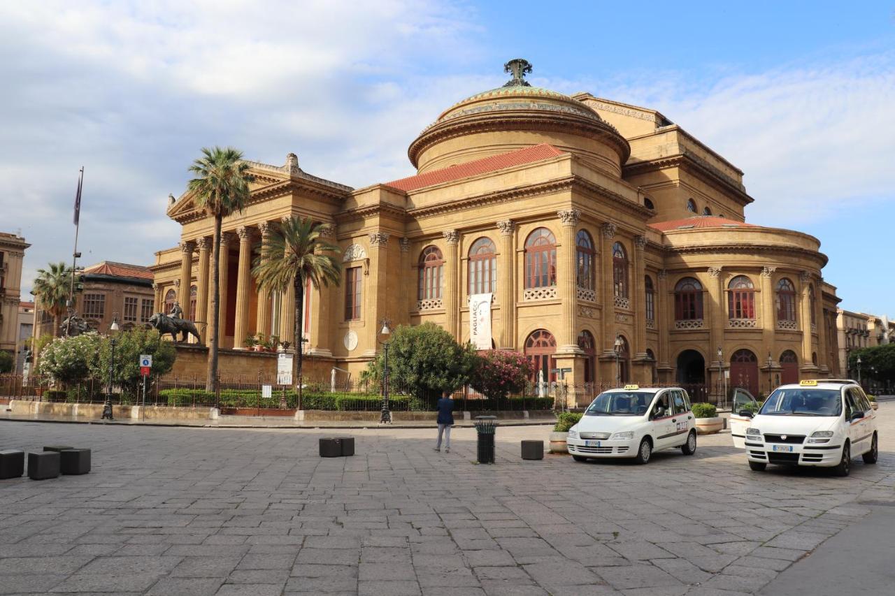 Casa De Paoli - Vista Mare Arenella, Palermo Con Parcheggio Privato Apartment Exterior photo