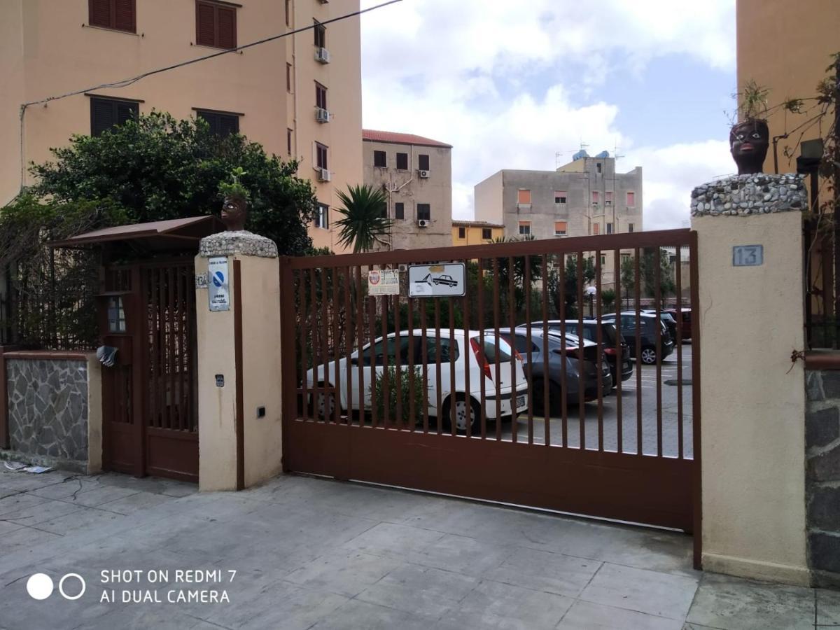 Casa De Paoli - Vista Mare Arenella, Palermo Con Parcheggio Privato Apartment Exterior photo