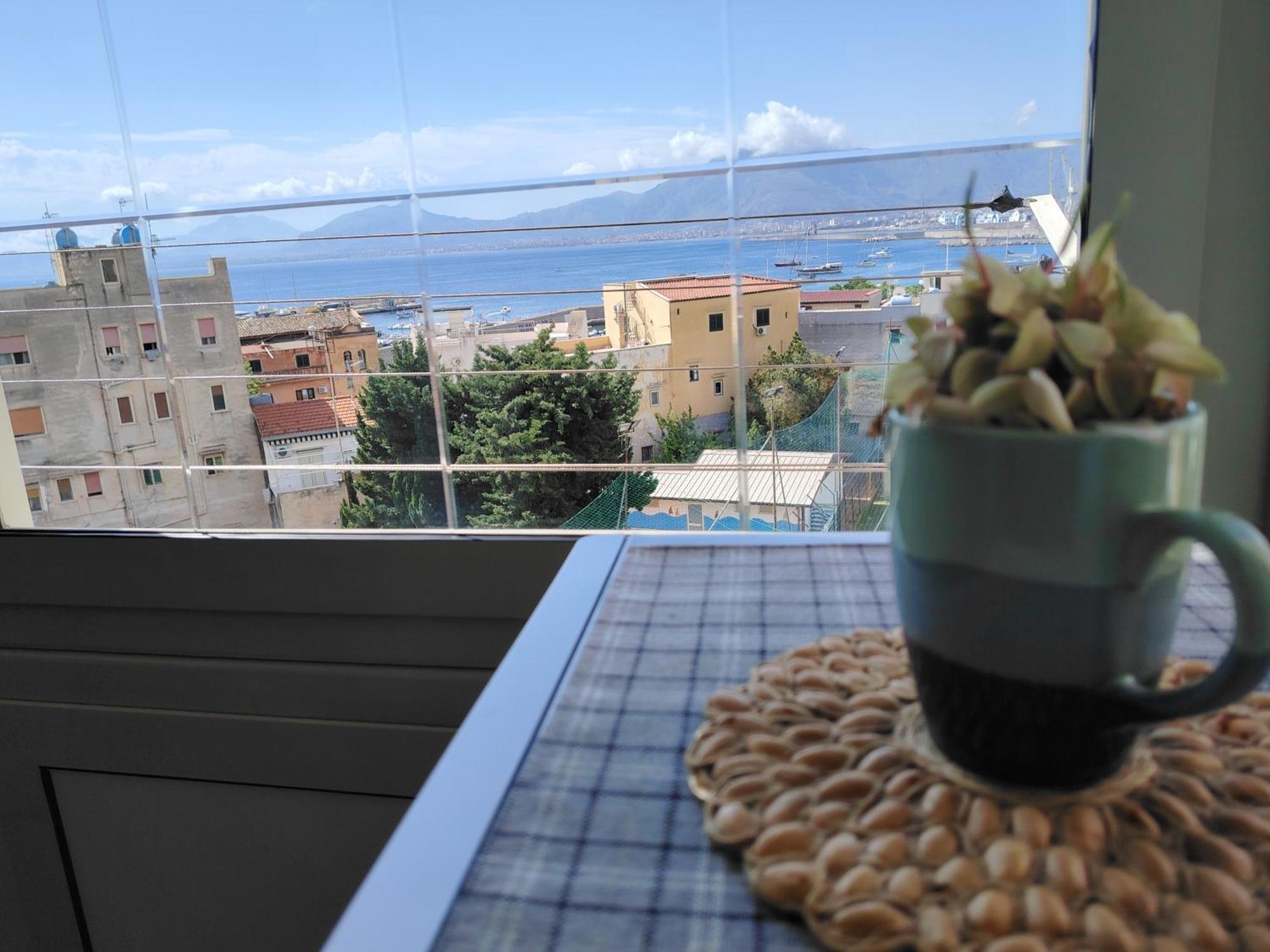 Casa De Paoli - Vista Mare Arenella, Palermo Con Parcheggio Privato Apartment Exterior photo